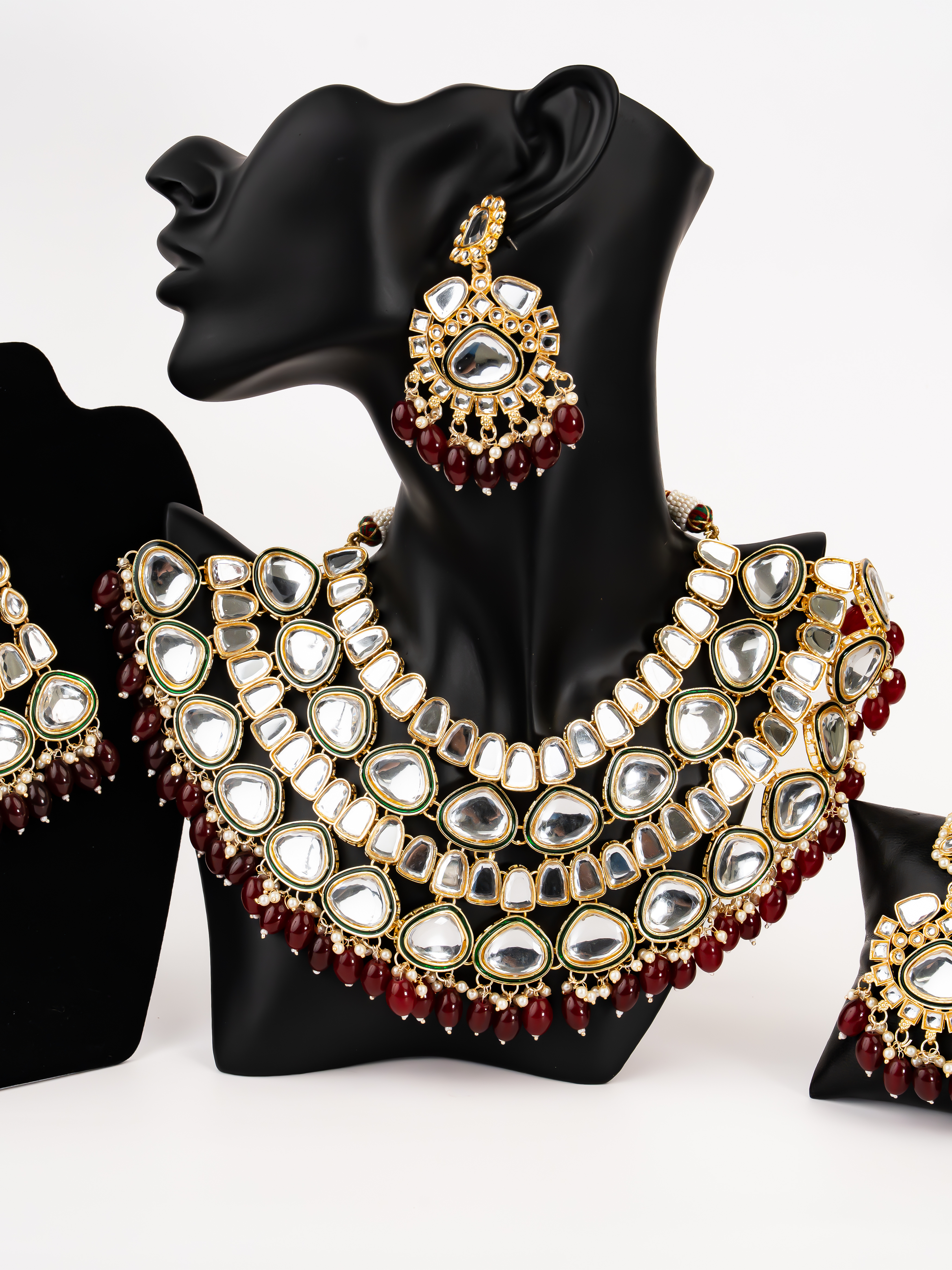 RED SOPHIA NECKLACE SET