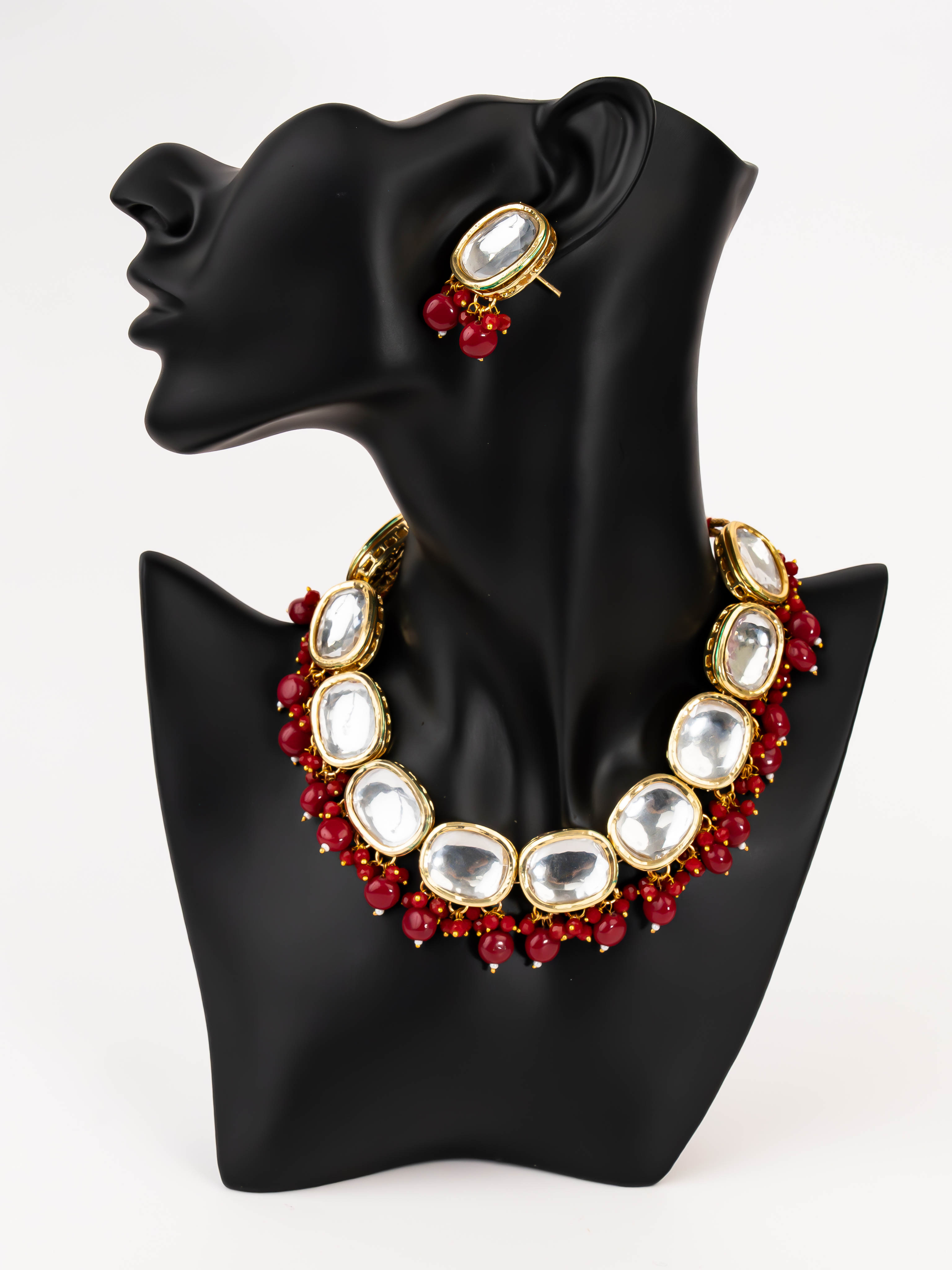 RED ELARA NECKLACE SET