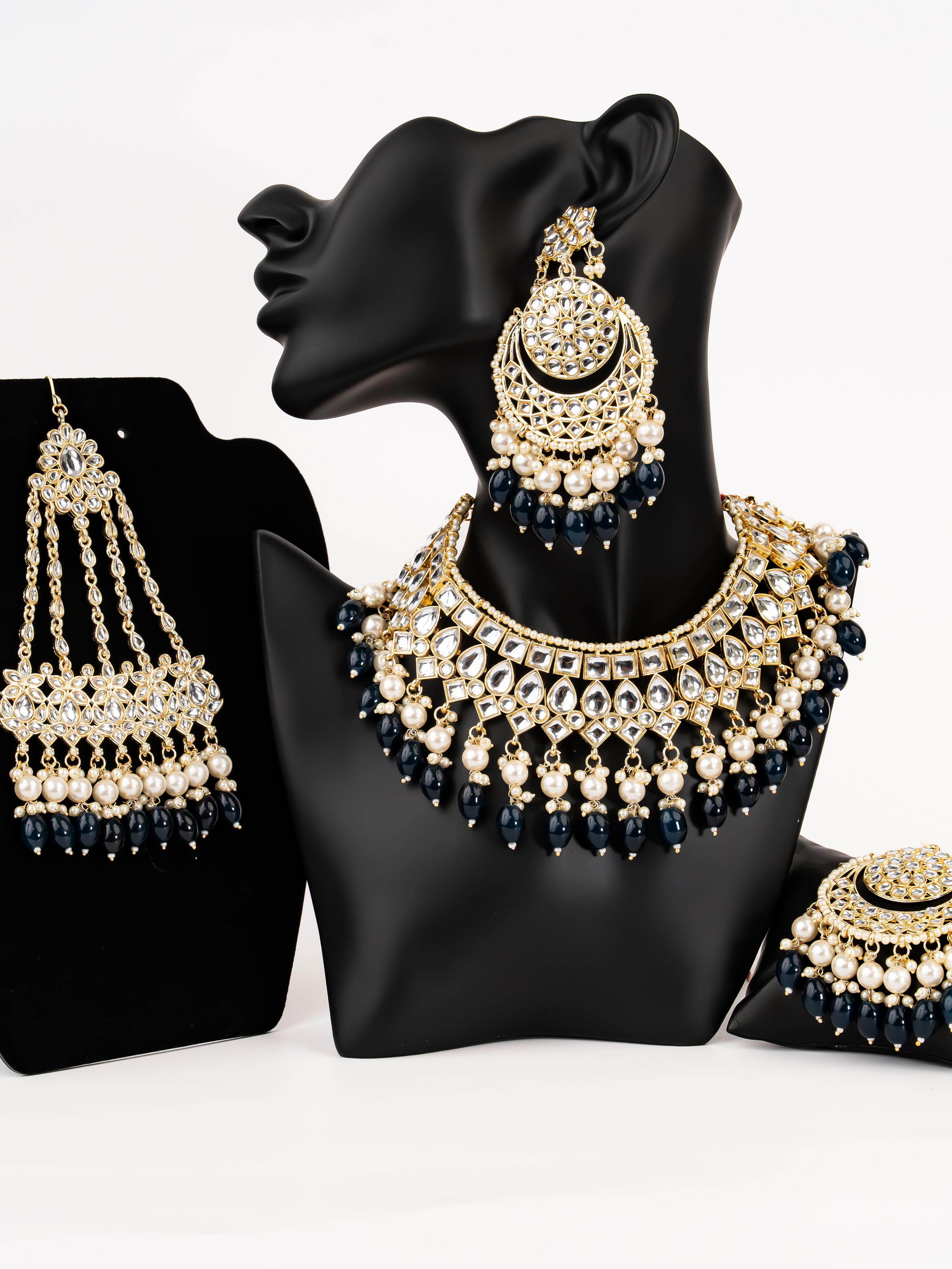BLACK RANI NECKLACE SET