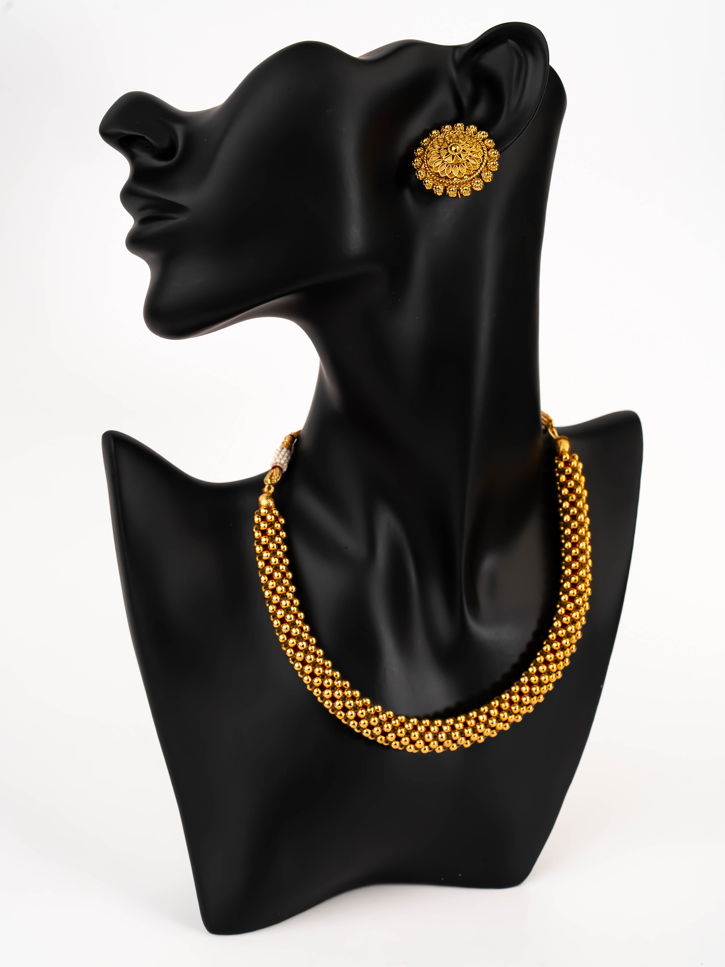 BAANI NECKLACE SET