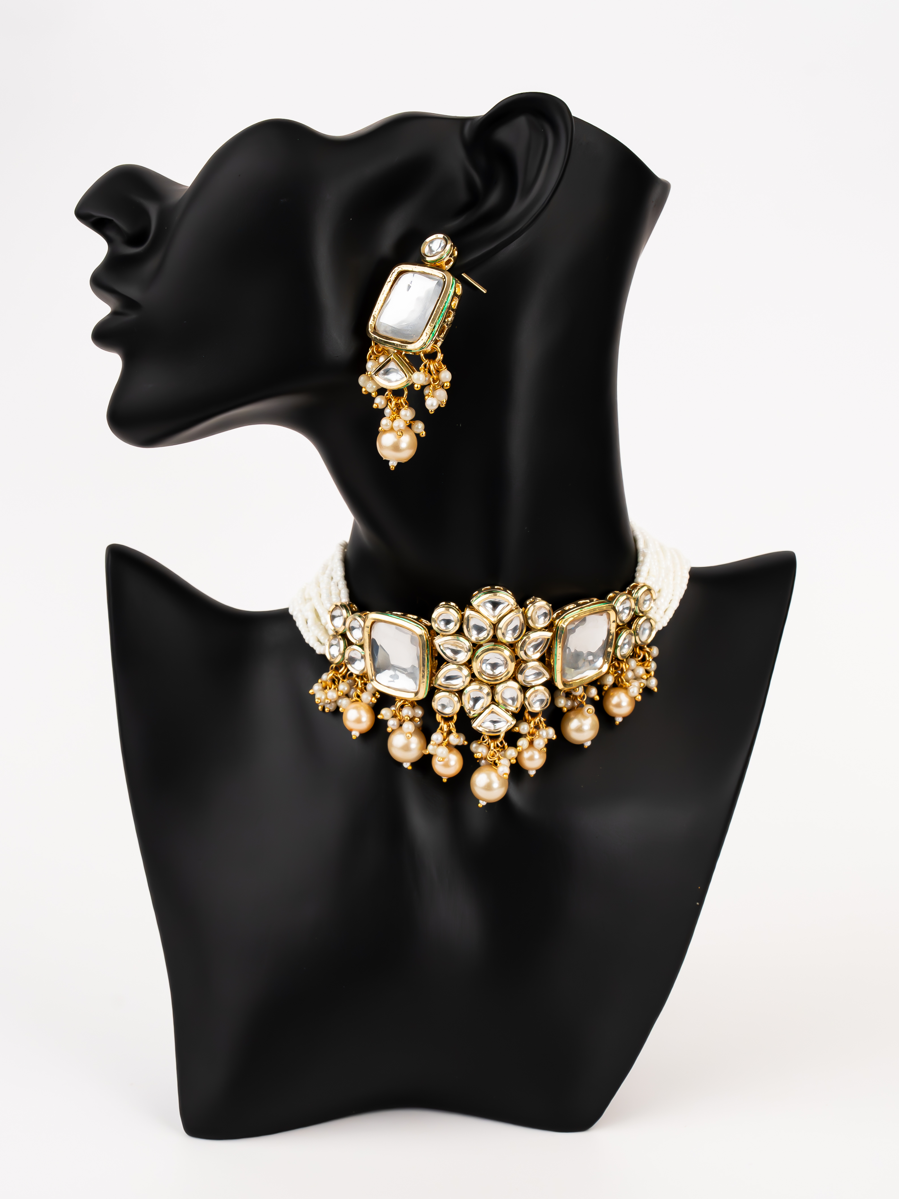 GOLD LAYLA NECKLACE SET