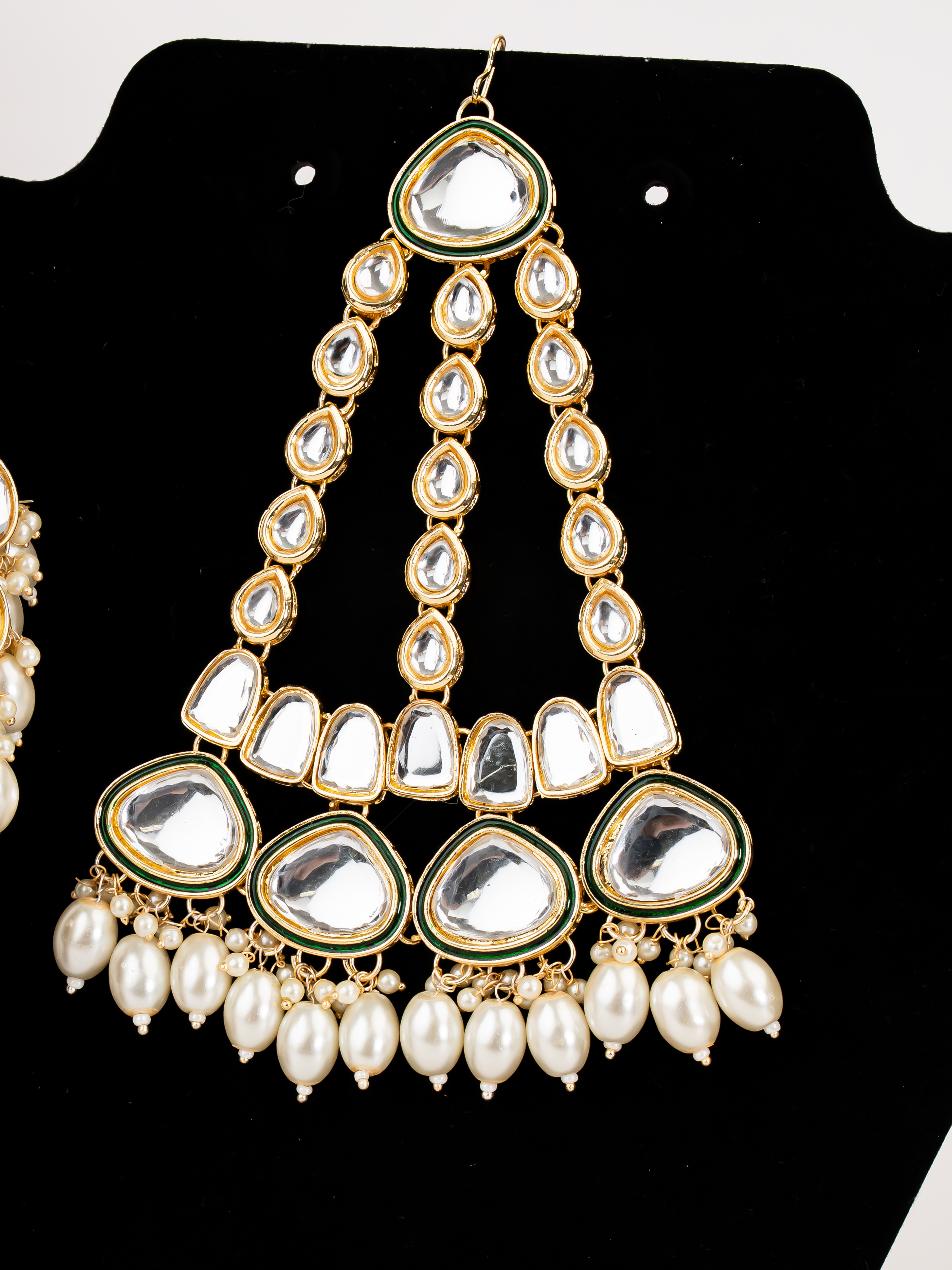 WHITE ISABELLA NECKLACE SET