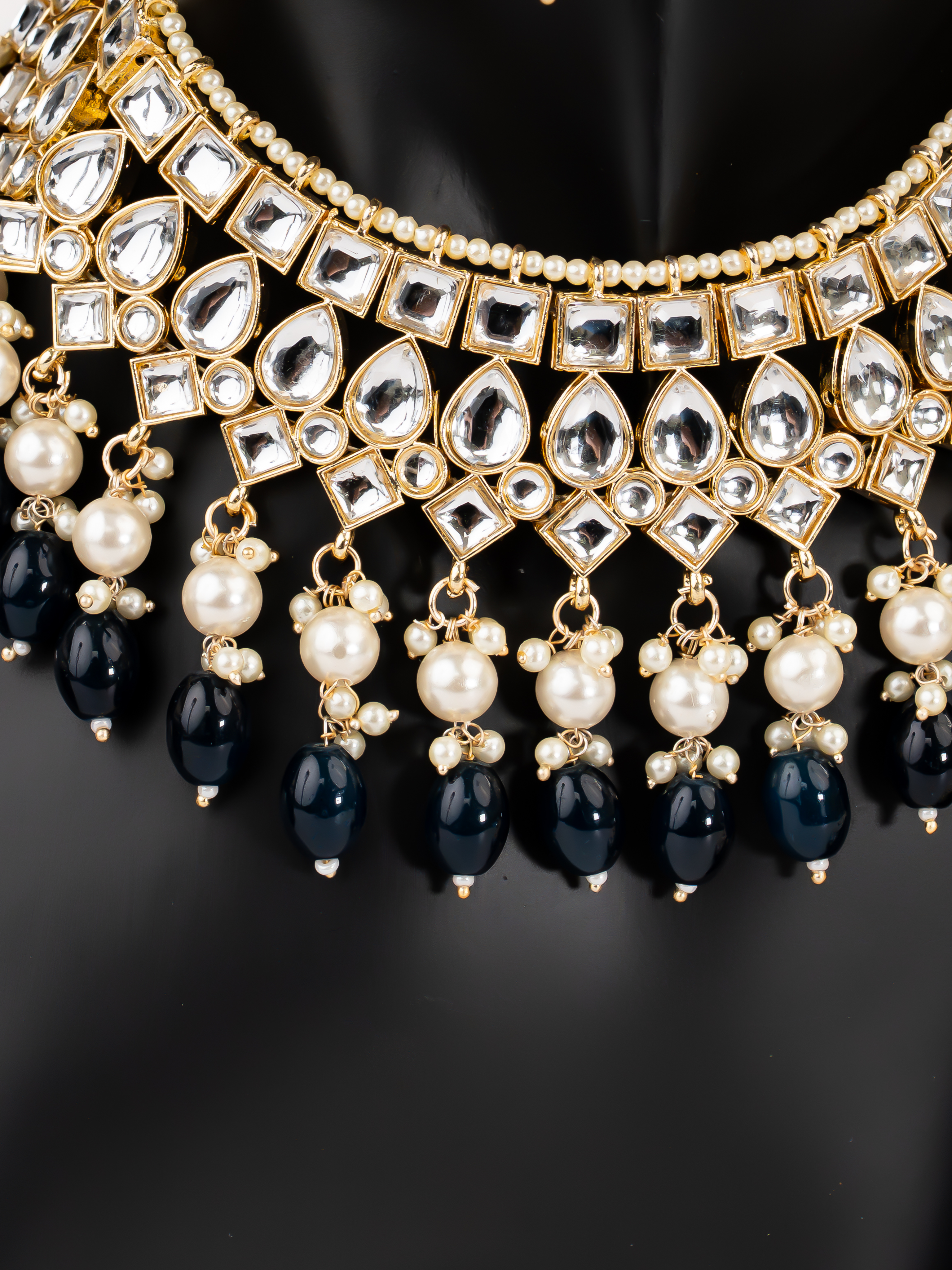 BLACK RANI NECKLACE SET