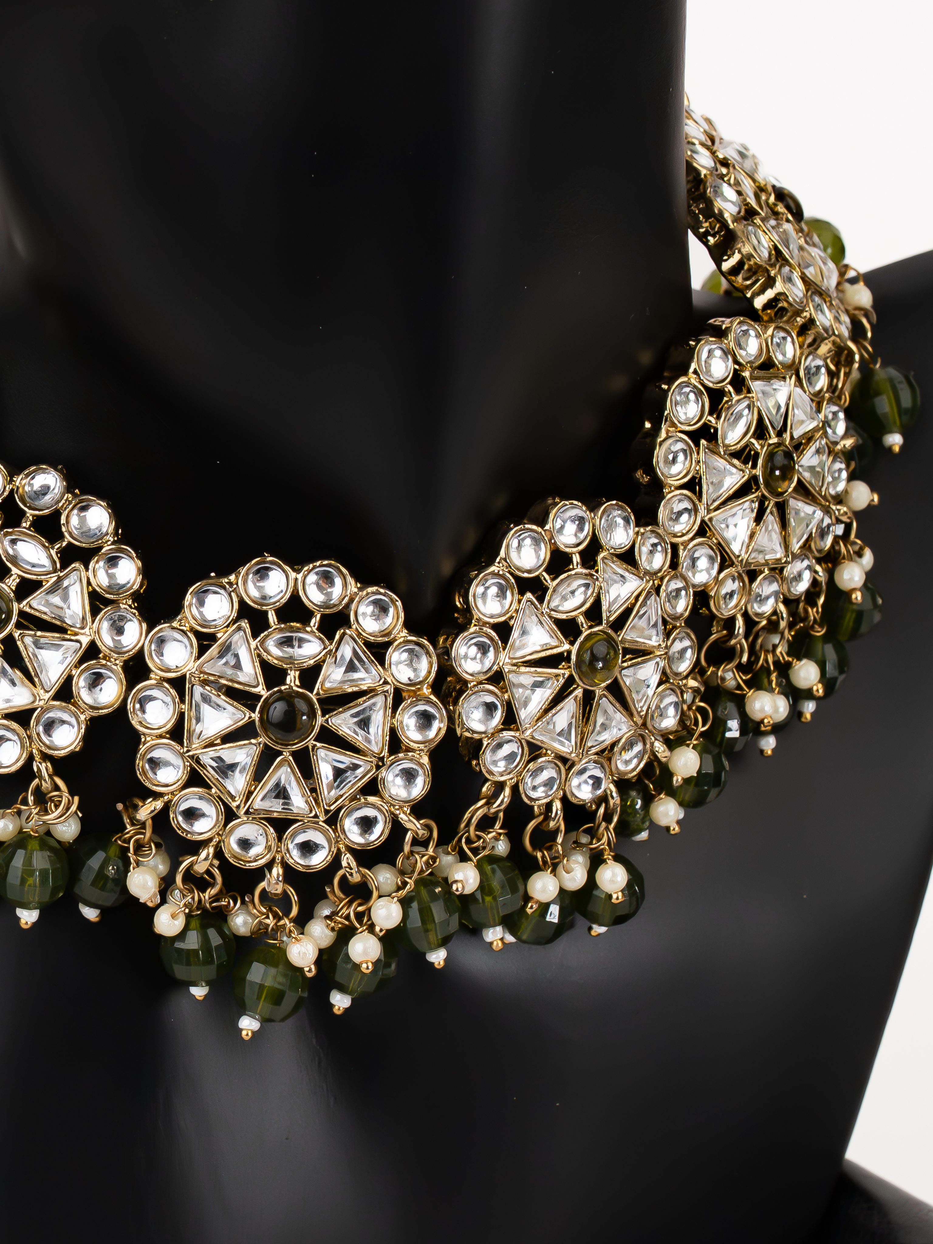 GREEN LEYA NECKLACE SET
