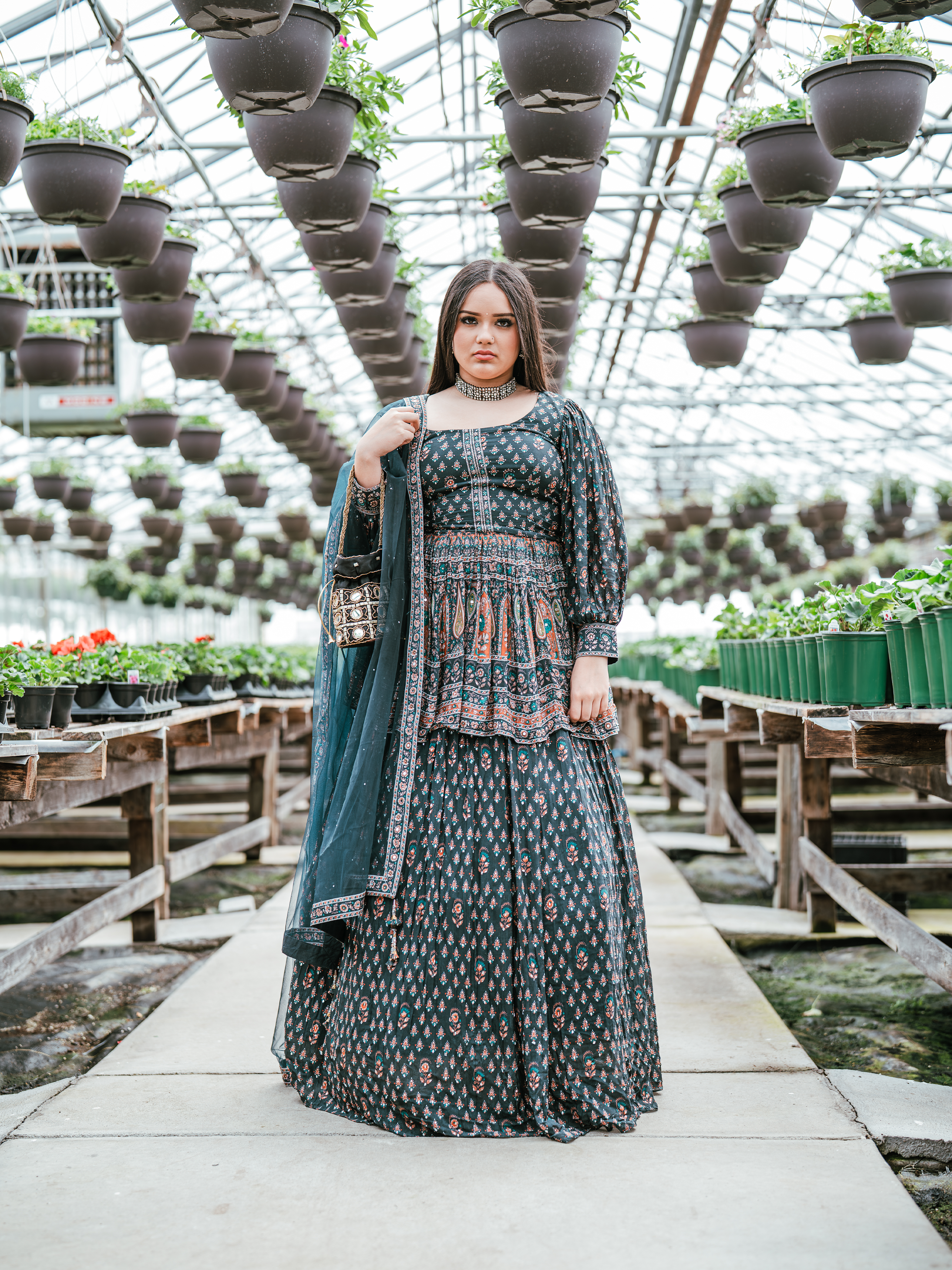 NAVY LEKHA LENGHA