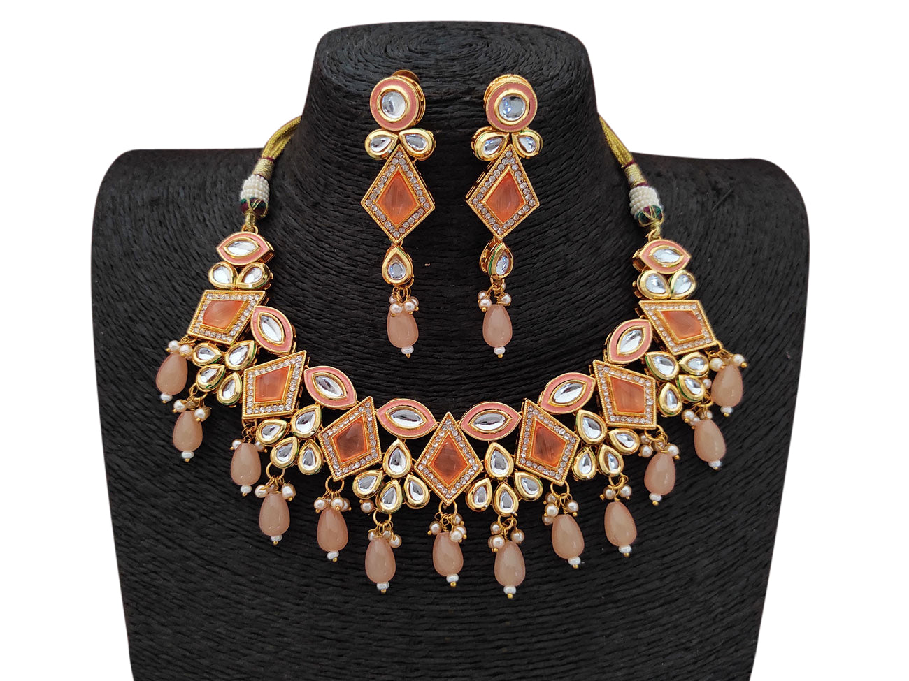 LIV NECKLACE SET