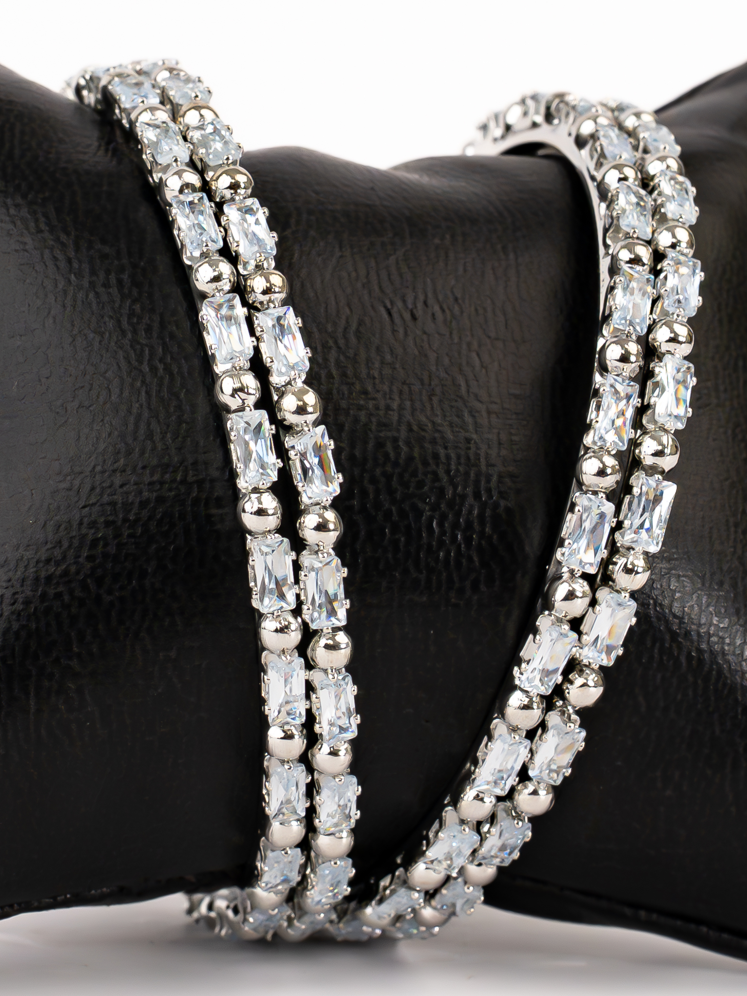 ANYA BANGLES