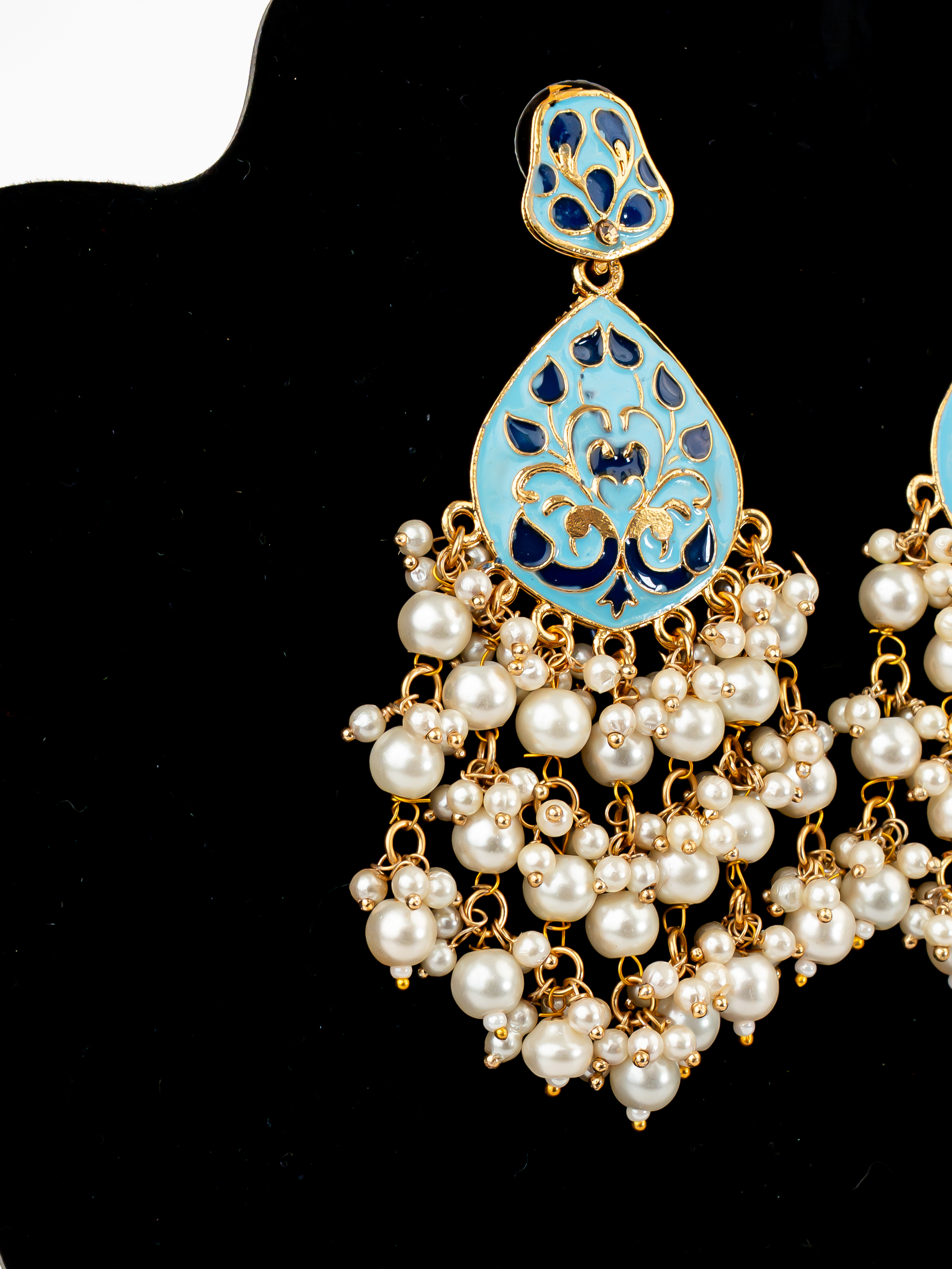 BLUE AMIKA EARRINGS