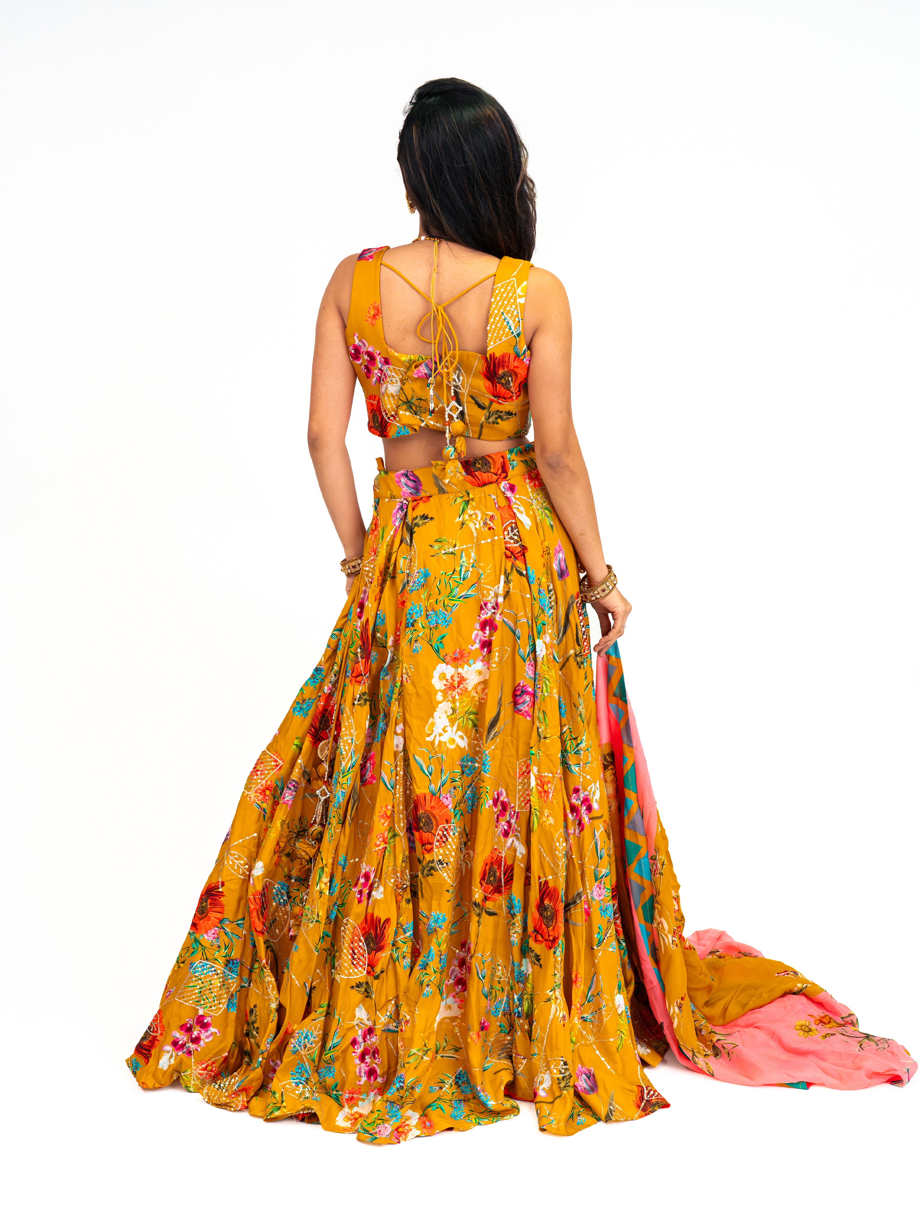 YELLOW VISTA LENGHA