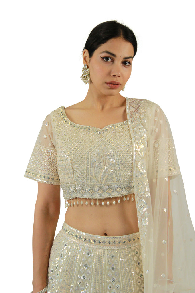 IVORY ESME LENGHA